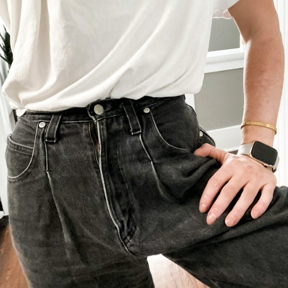 Vintage Slouchy High Waisted Jeans - Picture 10 of 15